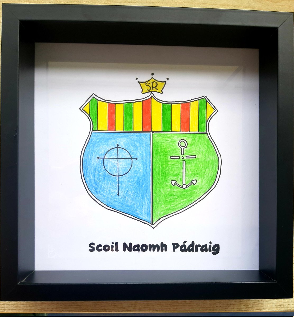 snpballyroan's tweet photo. Very clear from our box frame art creations that SNP holds a special place in the hearts of our 6th class pupils...#artsed #getcreative #classof2022 #boxframe #6thclass https://t.co/UOqTkjnwAQ