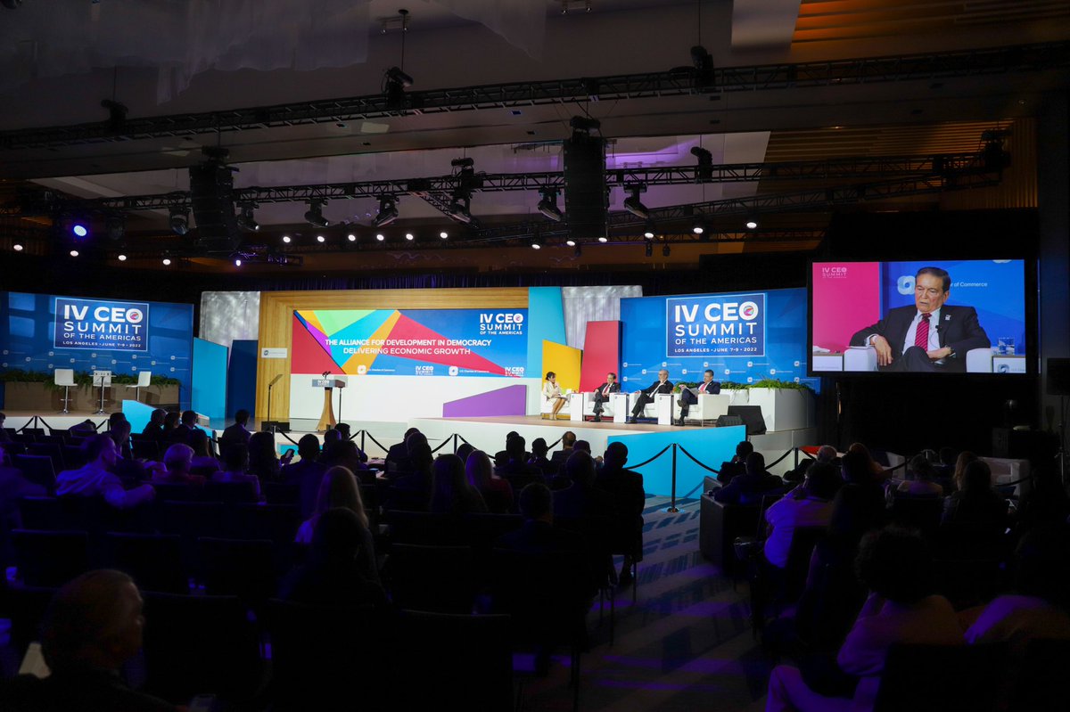 luisabinader's tweet photo. Gracias a @USChamber por la invitación al panel donde conversamos sobre la Alianza para el Desarrollo en Democracia, un acuerdo de cooperación entre República Dominicana, Panamá y Costa Rica, con el cual buscamos impulsar el desarrollo y bienestar de nuestros países. https://t.co/qy1hNRlhDg