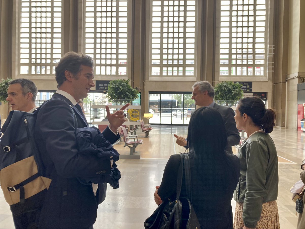 JBGastinne's tweet photo. Visite du futur Poste d’Information Voyageur @train_nomad @RegionNormandie @SNCF et de la gare du #Havre dont les travaux de façade viennent de s’achever, avec @MarleneDolveck, Directrice Générale @ConnectGares @GroupeSNCF https://t.co/tb9eeiHVqh