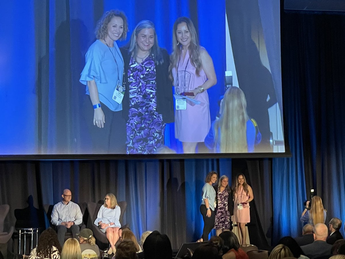 Amanda Schmitter tweet media