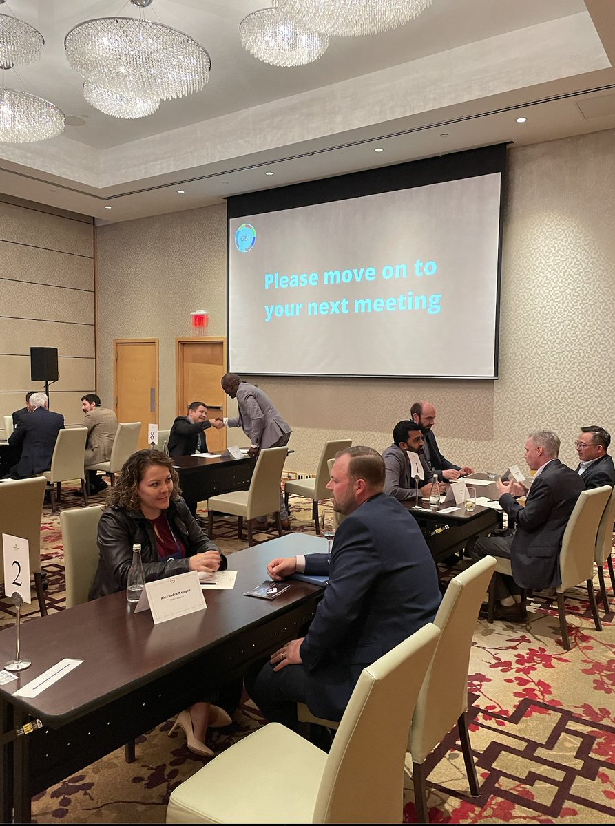 gbiimpact's tweet photo. Ready, Set, Network! Here's a sneak peak into our Toronto CIO Evening Gathering last night at the Shangri-La Hotel. #gbi #cio #makeanimpact #networking #leadership #b2bevents #peertopeer #techevents #ImpactFlagship #global https://t.co/KgDwkStoTR