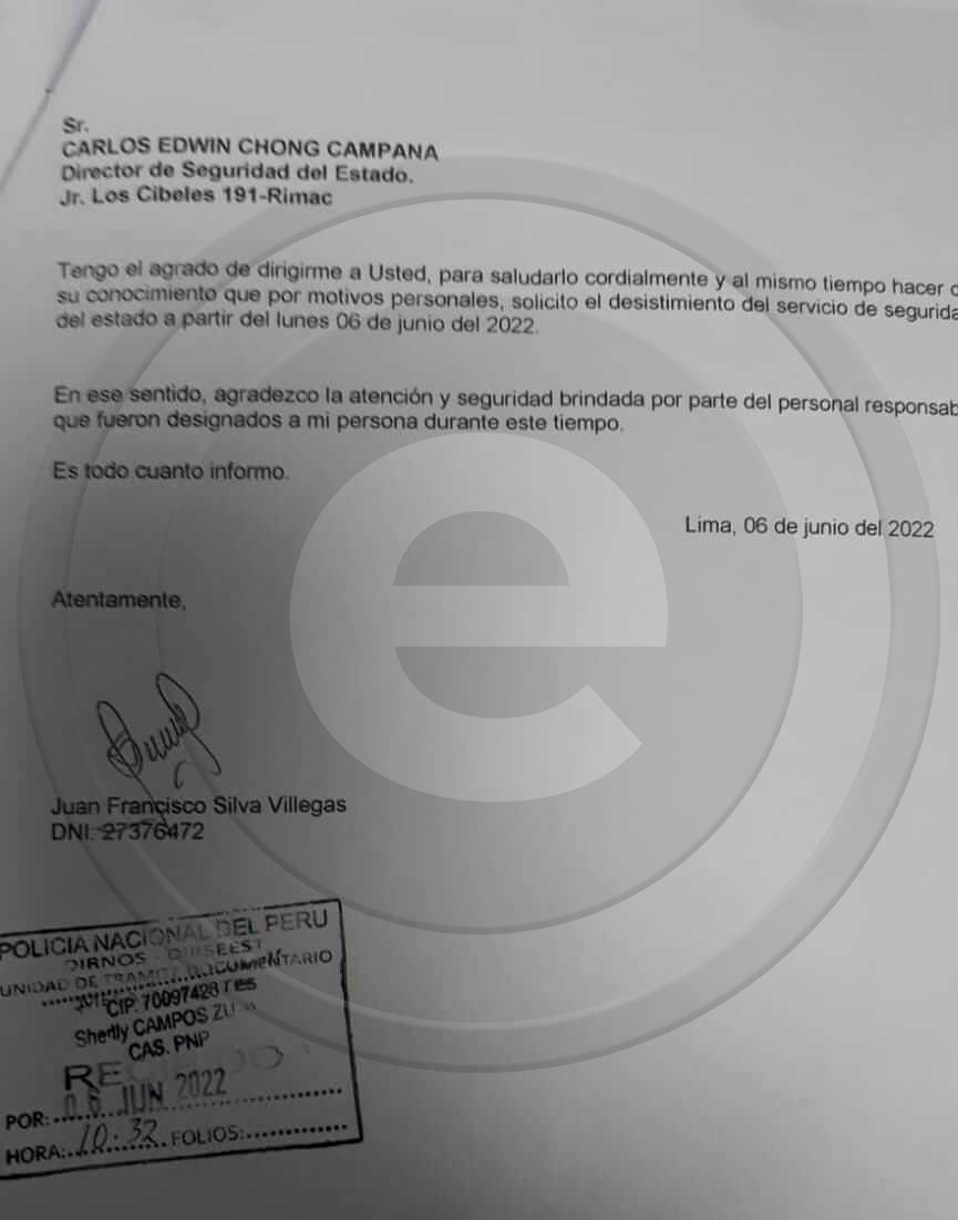 Epicentro_TV's tweet photo. 📌#Exclusivo. Esta es la carta que envío el hoy prófugo exministro Juan Silva el 6 de junio al director de Seguridad del Estado renunciando al servicio de seguridad que recibía. Fuentes de @Epicentro_TV confirman que su seguridad estuvo con el hasta el 2 de junio al mediodía. 1/2 https://t.co/CTExDsIQlQ
