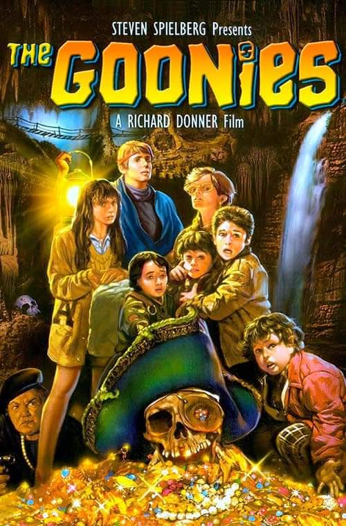 Un día como hoy 7 de Junio de 1985
Se estreno la película “Los Goonies.” 
¡¡Han pasado 37 añazos!!