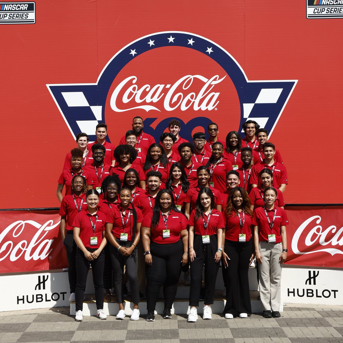 NASCARDiversity's tweet photo. NASCAR Diversity Internship Program welcomes 2022 class.
#NDIP22 | https://t.co/ervJrxIwnn https://t.co/A5yJO3nrLu
