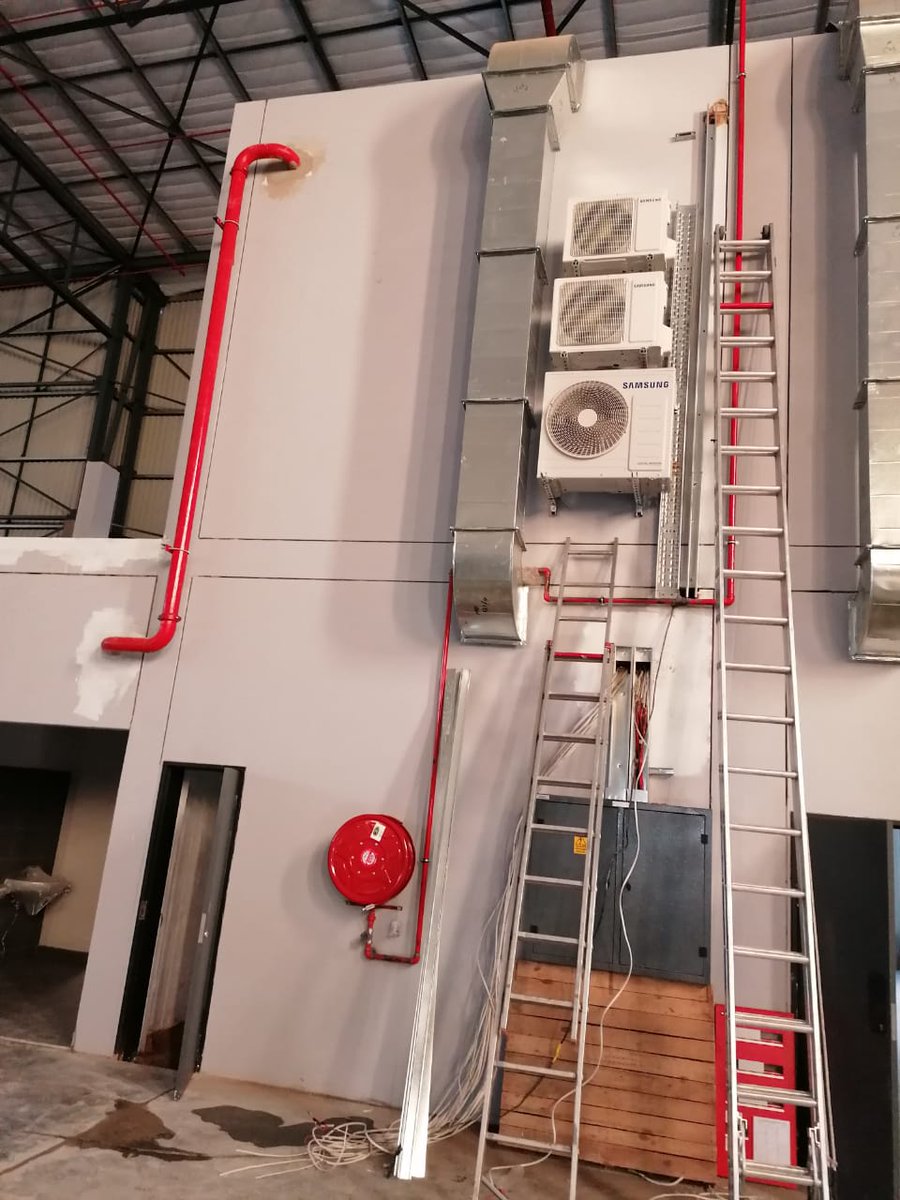 ZobbyD's tweet photo. #ashio
#airnclesolutions
#airconditioning
#HVAC https://t.co/OBumuDFZIK