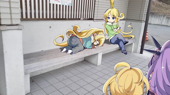 ハーヴィンと浩庵キャンプ場に行った時に、例のトイレ前で休憩してる写真です 