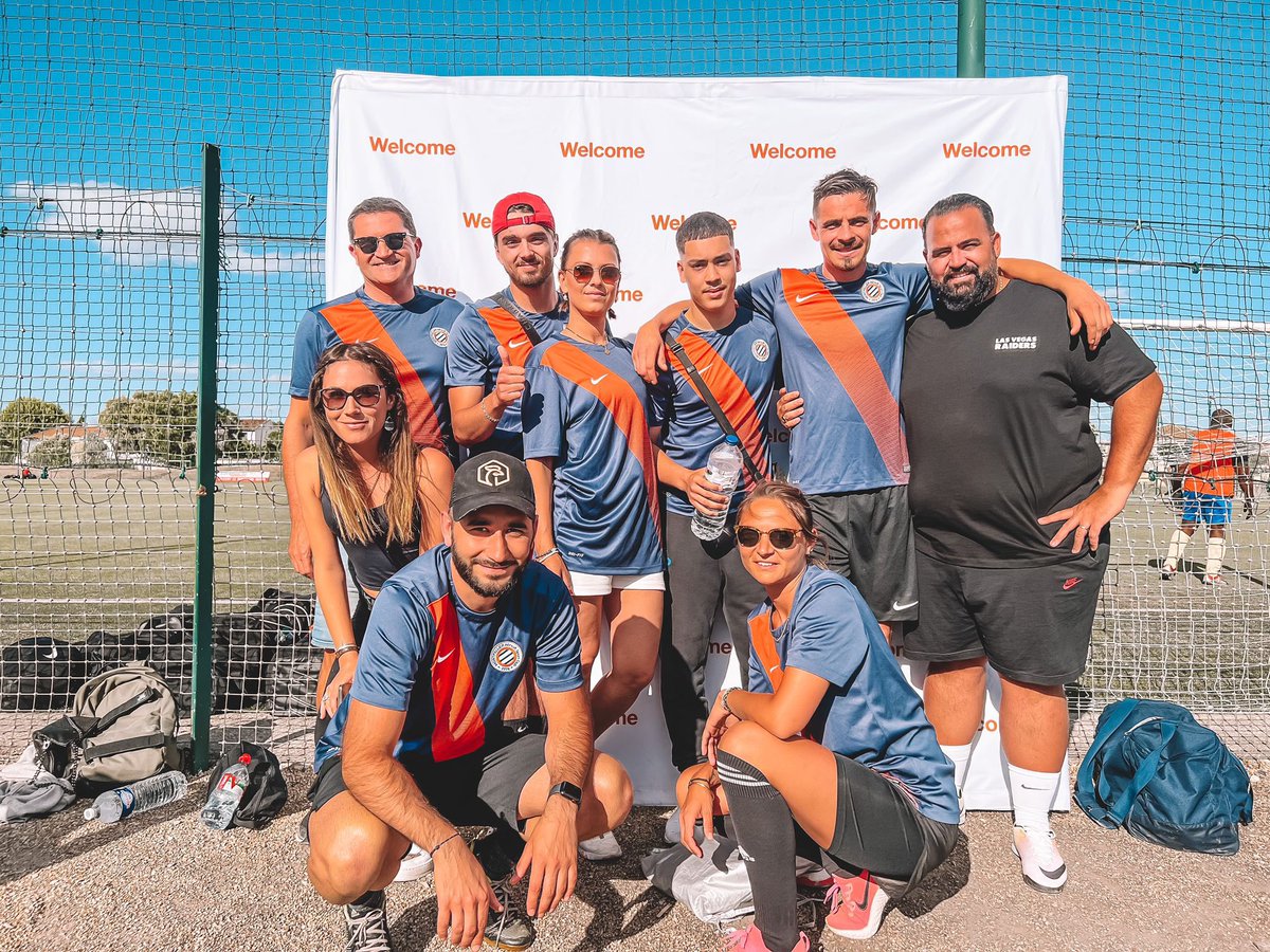 Un bon moment de partage sportif pour ce tournoi amical mixte  ⚽️ entre les entités techniques SI et commerciales d #orange a #montpellier 👍🟧