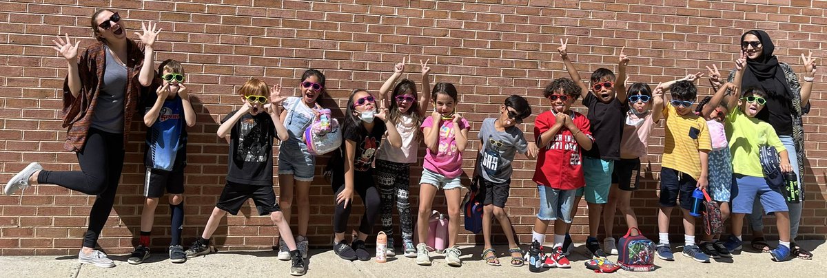 CPESGrade1's tweet photo. Our futures are looking so BRIGHT in 2nd grade! @CPES2nd_grade, here we come! 😎🥳👏🏿 https://t.co/tDDg27ub1d