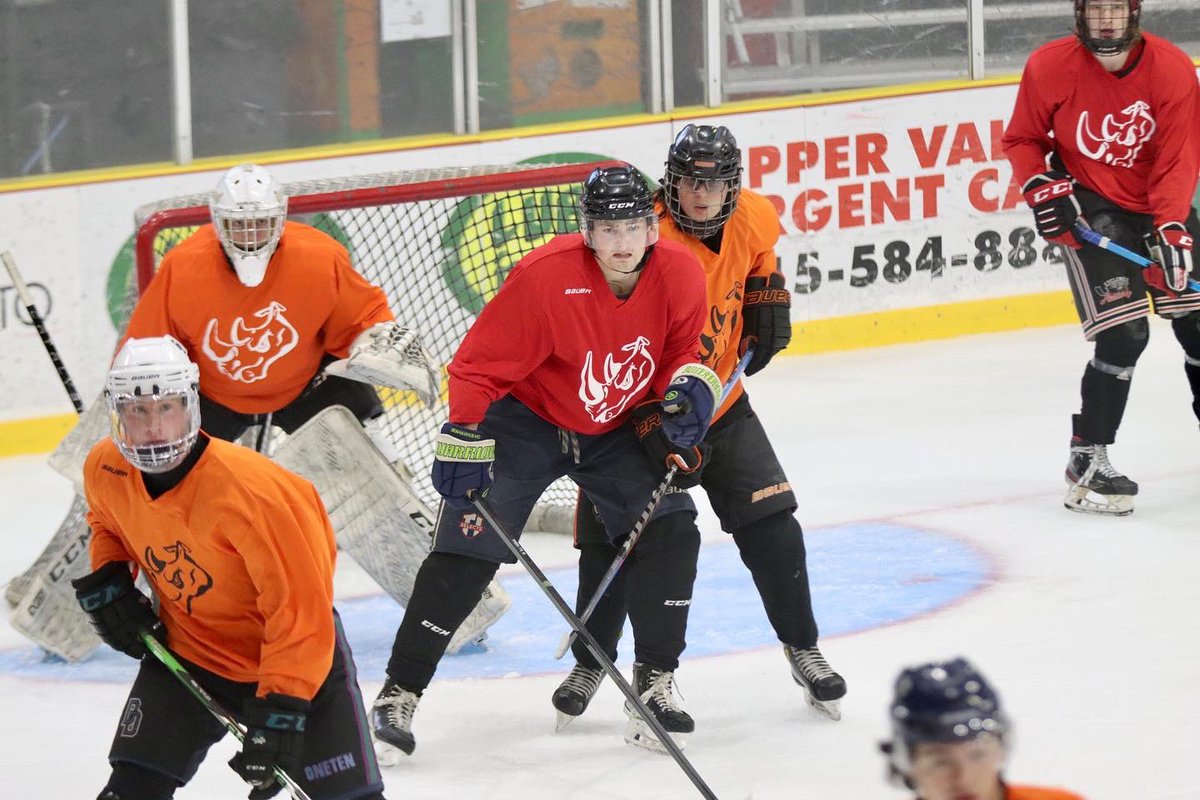 El_Paso_Rhinos's tweet photo. Team Red takes this one! We’re down to the final ✌️ games of the day. #RhinoDevelopmentCamp https://t.co/c4ddzND0sP