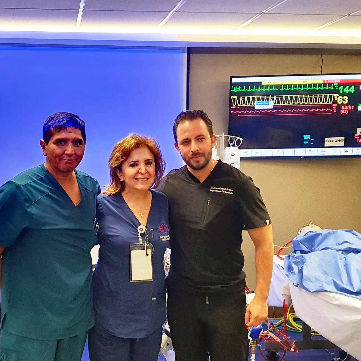 🔴🔵
Taller de simulación en ECMO.
<a href="/ECMOeducacionMX/">ECMOeducacionMX</a>