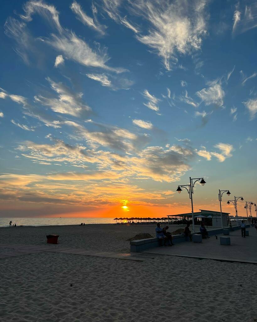 cadizlovers's tweet photo. #colours of #cadiz La Victoria Beach #cadizlovers https://t.co/S1Wn7VLyqx https://t.co/BrUHtXtyhP