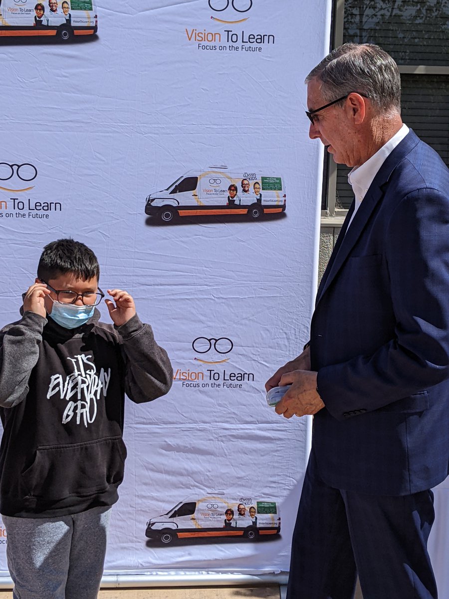 sanmateoco's tweet photo. The world got brighter today for 65 Ravenswood City School District students who received their 1st pair of glasses from @VisionToLearn pilot program funded in part by $300K #SMCMeasureK funds. County Executive Mike Callagy attended the launch & helped kids try on their glasses! https://t.co/JyA1WRbPws