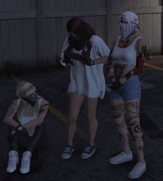 OOCDaph's tweet photo. the girls <3
#666daph #gtarp #nopixel https://t.co/vzkE74Tdmx