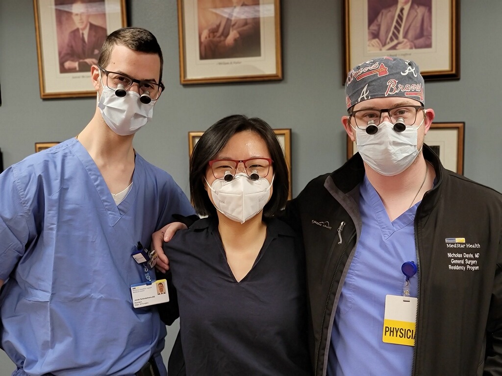maggiearnoldmd's tweet photo. And of course....CONGRATS to our wonderful categorial PGY1s who will soon be done with their intern year!
Dr. Nick Davis, Dr. Jonah Schindelheim, and 
Dr. Christina Zheng @meiskan https://t.co/rHtaUWmCg1
