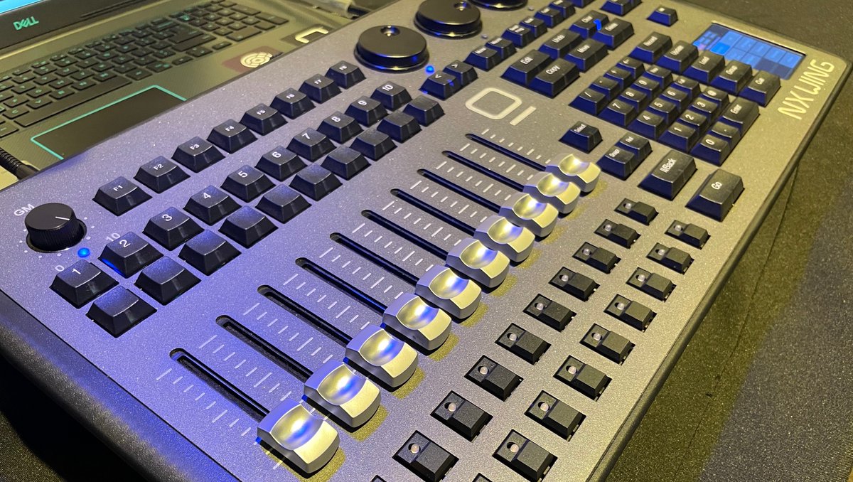 ElationPro's tweet image. Based on the NX2 console, the NX Wing utilizes the same rugged design and components with an identical footprint and layout.

#obsidiancontrol #NXWing