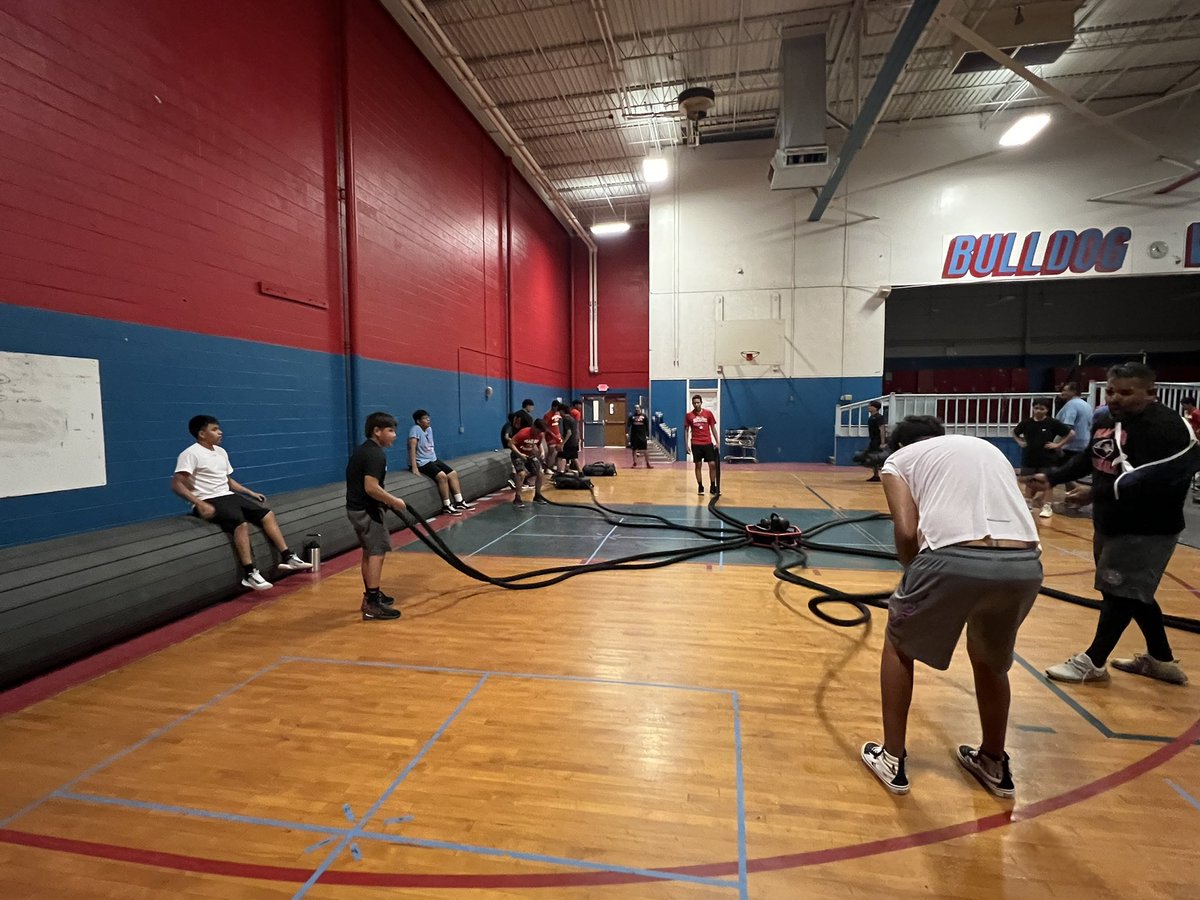 Coach Edward Cano tweet media