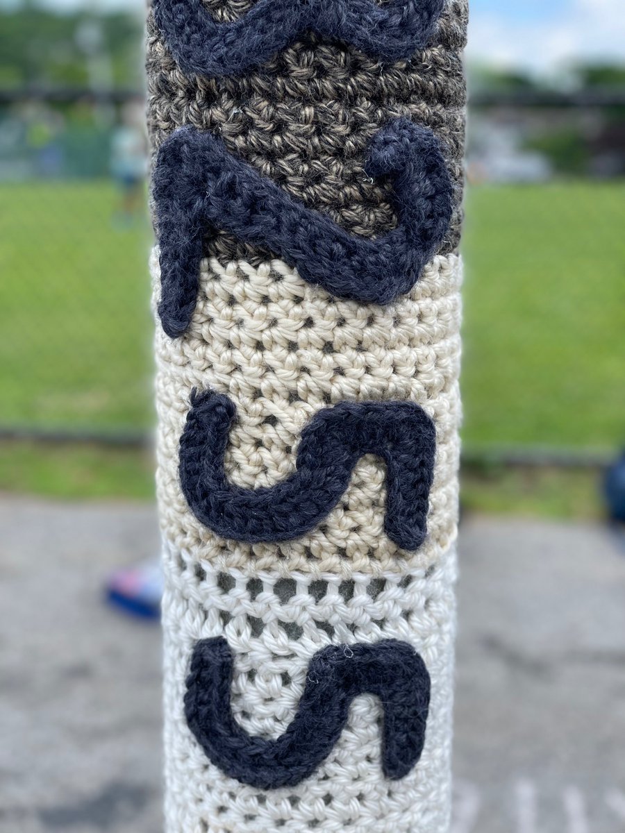AmMcDonoughArt's tweet photo. It’s happening! Part one of #yarnbomb instillation under way.  More to come! @london_kaye @carmencommunit1 @CSF_Chappaqua 
#WeAreChappaqua https://t.co/ssxmoUTLCA