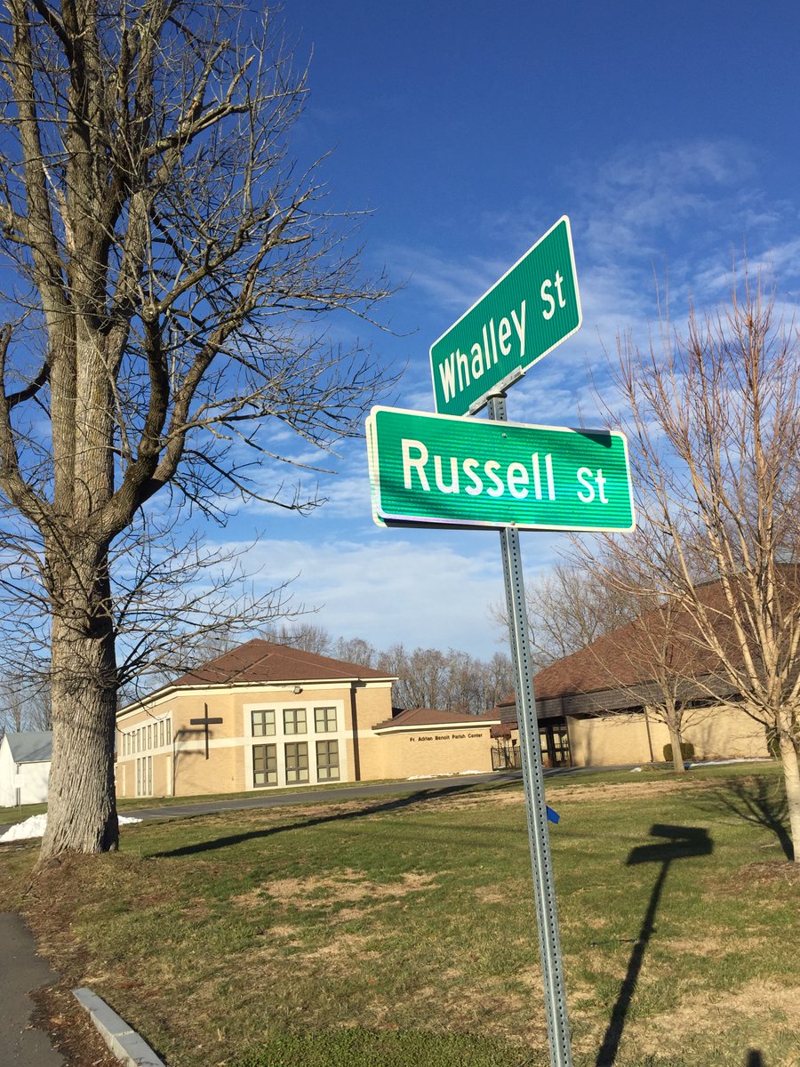 SarahDixwell's tweet photo. Two tiny streets just west of Dunkin’ Donuts in Hadley, Massachusetts honor two of the regicides of Charles I who were sheltered in this small farming community. The railroad pushed through by Emily Dickinson’s father cut them short in the 19th century. #britishhistory #regicides https://t.co/XzetOAH7l3