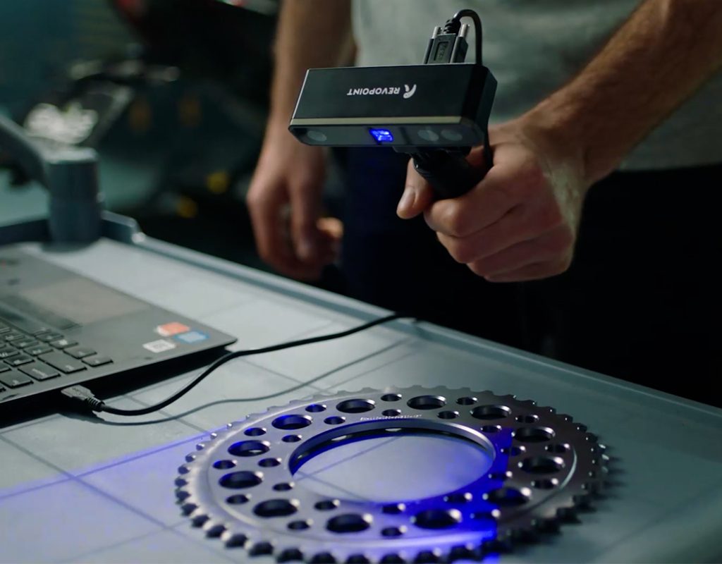 3dprintindustry's tweet photo. Revopoint launches the MINI 3D scanner on Kickstarter - technical specifications and pricing - https://t.co/Hgn568fkl0 - #3dprinting #3dscanner @Revopoint3d https://t.co/i3BmQMv4sE