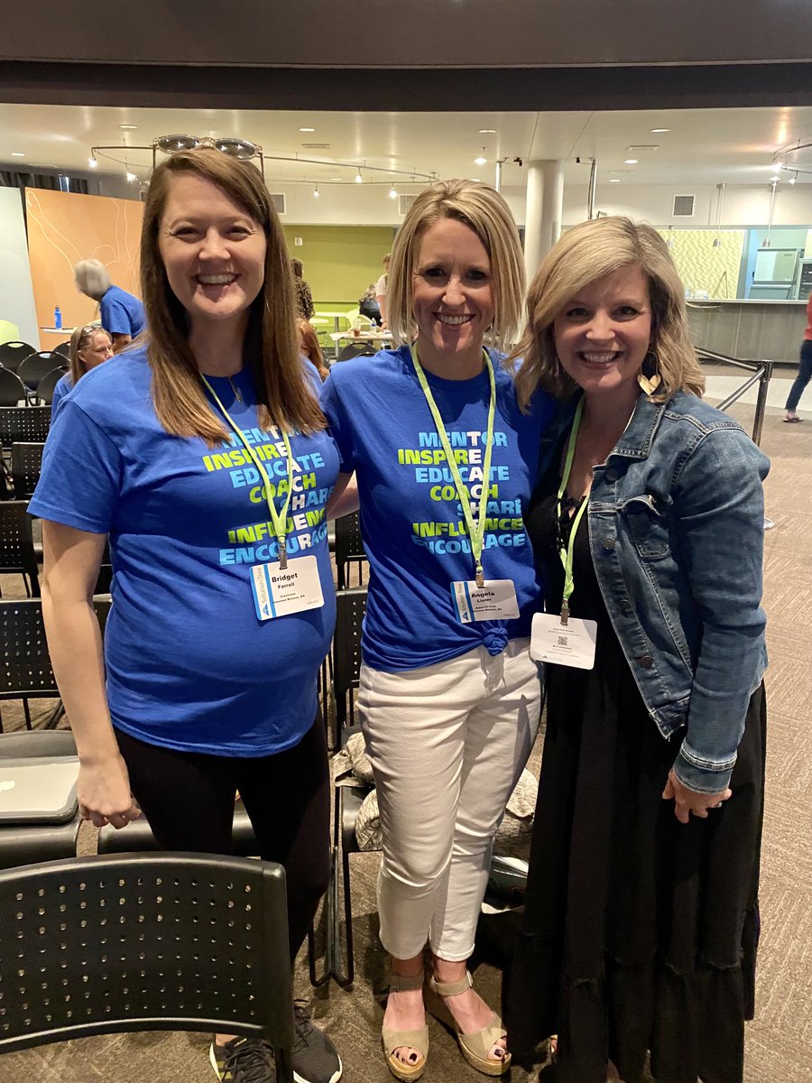 kcbornheimer's tweet image. So inspiring learning with my friends and colleagues from all across the district #atplc #SMSDPLCInstitute ⁦@MsLister512⁩ ⁦@iCoachFarrell⁩