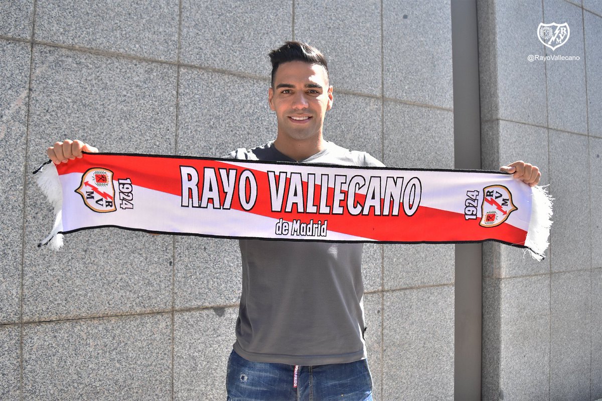 🚨Radamel Falcao García renovará su contrato con el Rayo Vallecano para quedarse una temporada más.

❌Sergi Guardiola y Mamadou Sylla culminaron su préstamo y volverán al Real Valladolid y Deportivo Alavés respectivamente.

✅Falcao se queda un año más en la Liga Española.
