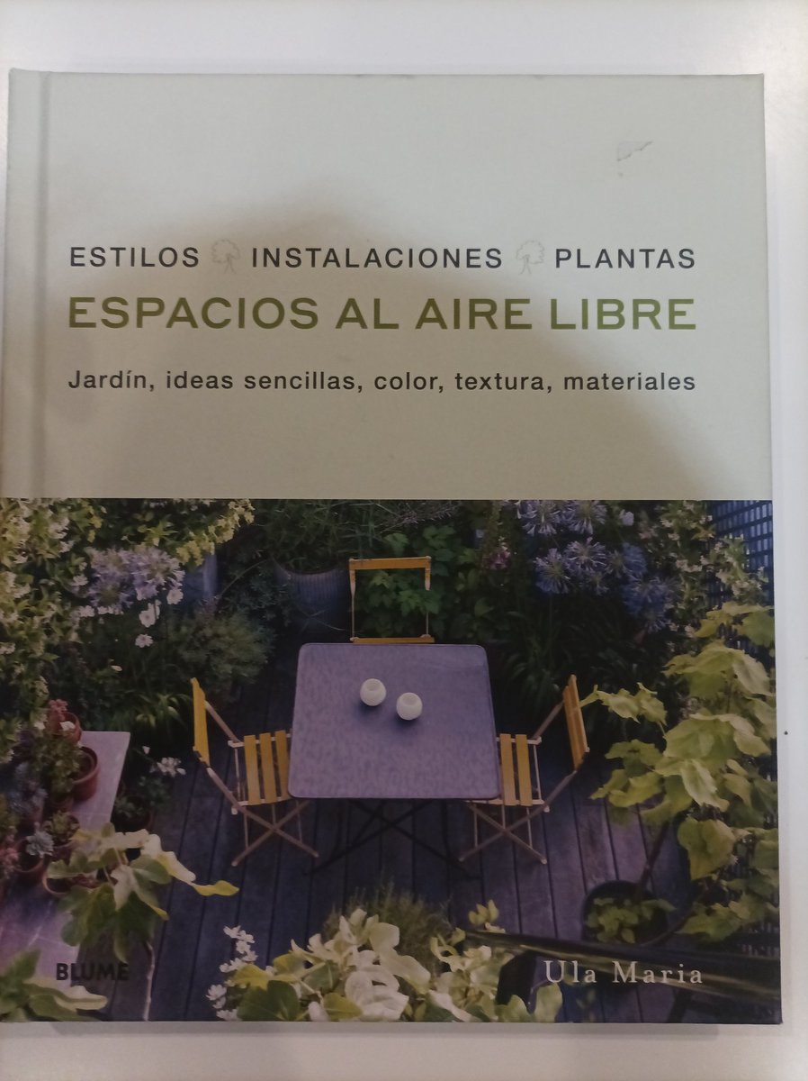 Aquí encontraréis las reseñas de dos libros que os pueden ser muy útiles para convertir vuestros balcones, terrazas y ventanas en jardines:
📖 'El jardín del siglo XXI' de @oscarbotanico y Antonio José Cano.
📖 'Espacios al aire libre' de @UlaMaria1
📰👇🏻
mirafloresvillaflorida.org/tag/resena-de-…