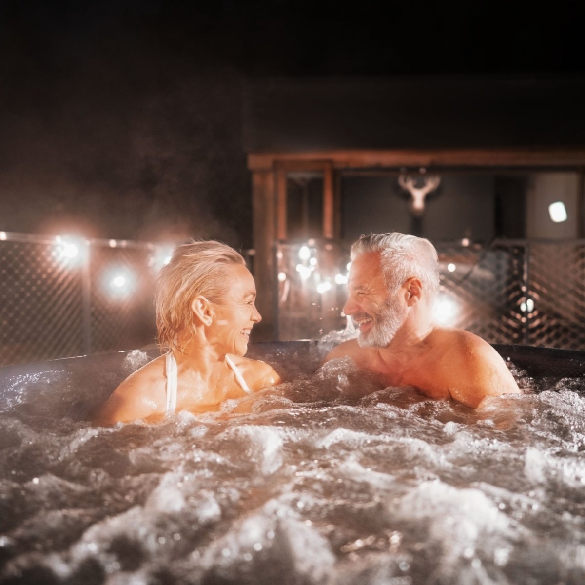 frono_UK's tweet photo. Treat your dad for Father's Day this year. Get him a gift which he can enjoy all year round. A gift which is an investment in his health and well-being.
Shop now: https://t.co/3CtFWbmOa8
#mspa #hottub #portablehottub #hottubspa #spa #inflatablehottub https://t.co/QMMGwuZ9Iw