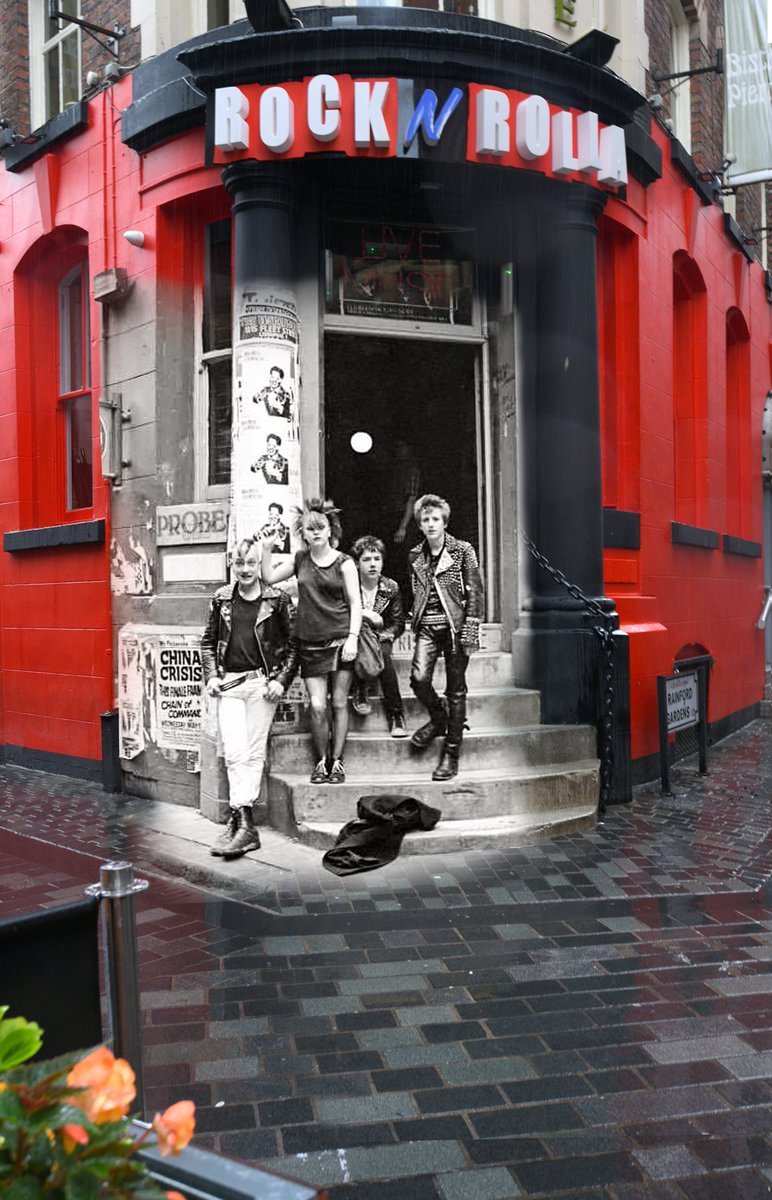 keithjones84's tweet photo. Button Street at Rainford Gardens, 1980s in 2022 https://t.co/PLGnWSPRQ3
