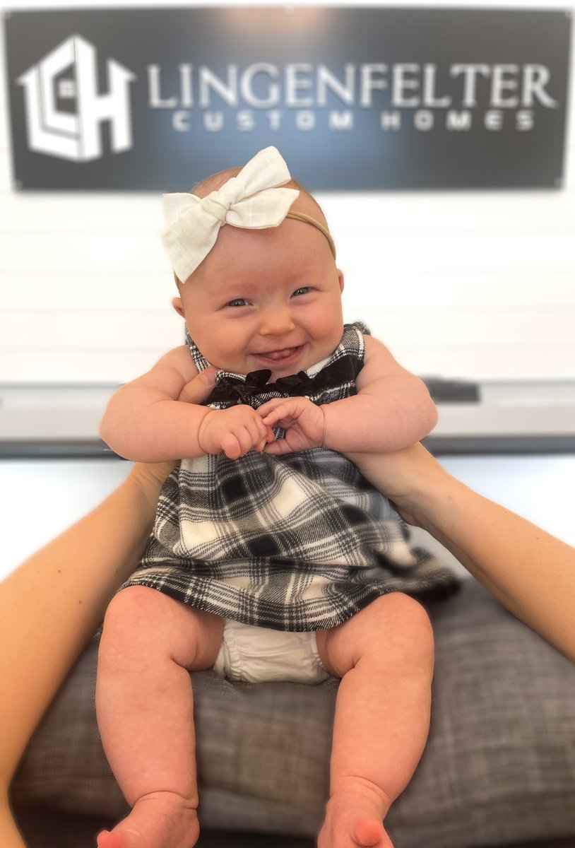 LLHDFW's tweet photo. Our newest employee/ Director of Cuteness started this week and she seems to be catching on fast! Already highlighting plans with the project managers and doing some work in the accounting office!  #lingenfeltercustomhomes #customhomebuilder #dfw #dallashomebuilder #lch #newhome https://t.co/Hz1z6ndF8h