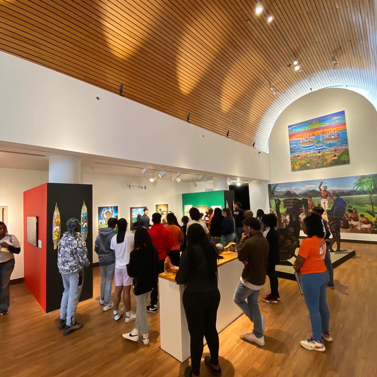 #Throwback to when McKinney School ISD visited us for a school tour!

Visit latinoartsproct.org for more information about booking tours for school or business #events!