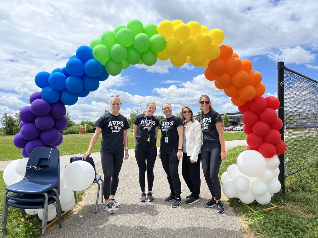 CONGRATULATIONS #AVPSRUNCLUB We are so proud of all your hard work &amp; dedication to running. Thank you to all of our coaches &amp; for our vipers for cheering us on!! <a href="/AltonVillagePS/">Alton Village PS</a> 💜💜💜