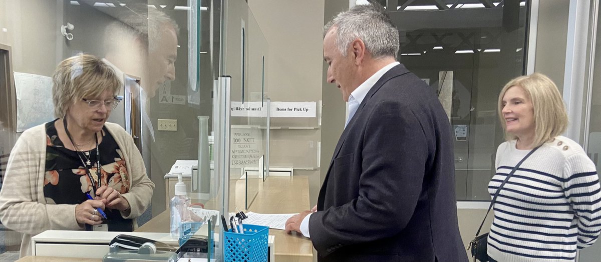 NSKleinsteuber's tweet image. Breaking: Former Belleville Mayor and Bay of Quinte MP @NeilREllis wants the City’s top job again. He is running for mayor in Belleville in the upcoming municipal election. Current mayor @MitchPanciuk filed previously for reelection. Stay tuned @InQuinteNews @955hitsfm @cool100fm