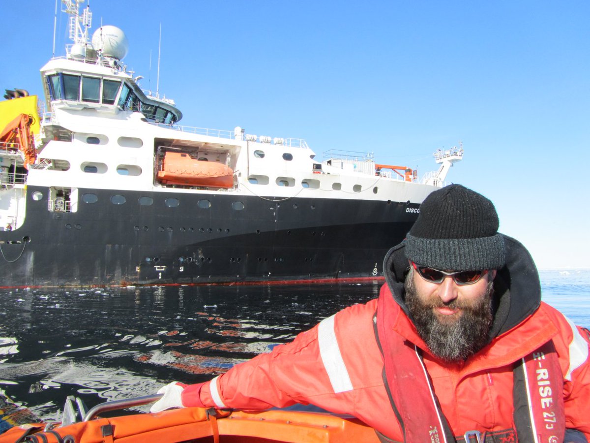 AMT_Ocean's tweet photo. Mark Tarn from Leeds University heading out on a sampling mission from RRS Discovery. @PlymouthMarine, @CLASS_UKRI, @SOLAS_IPO, @DY151_Cruise, #NEODAAS https://t.co/24TYqqrco7