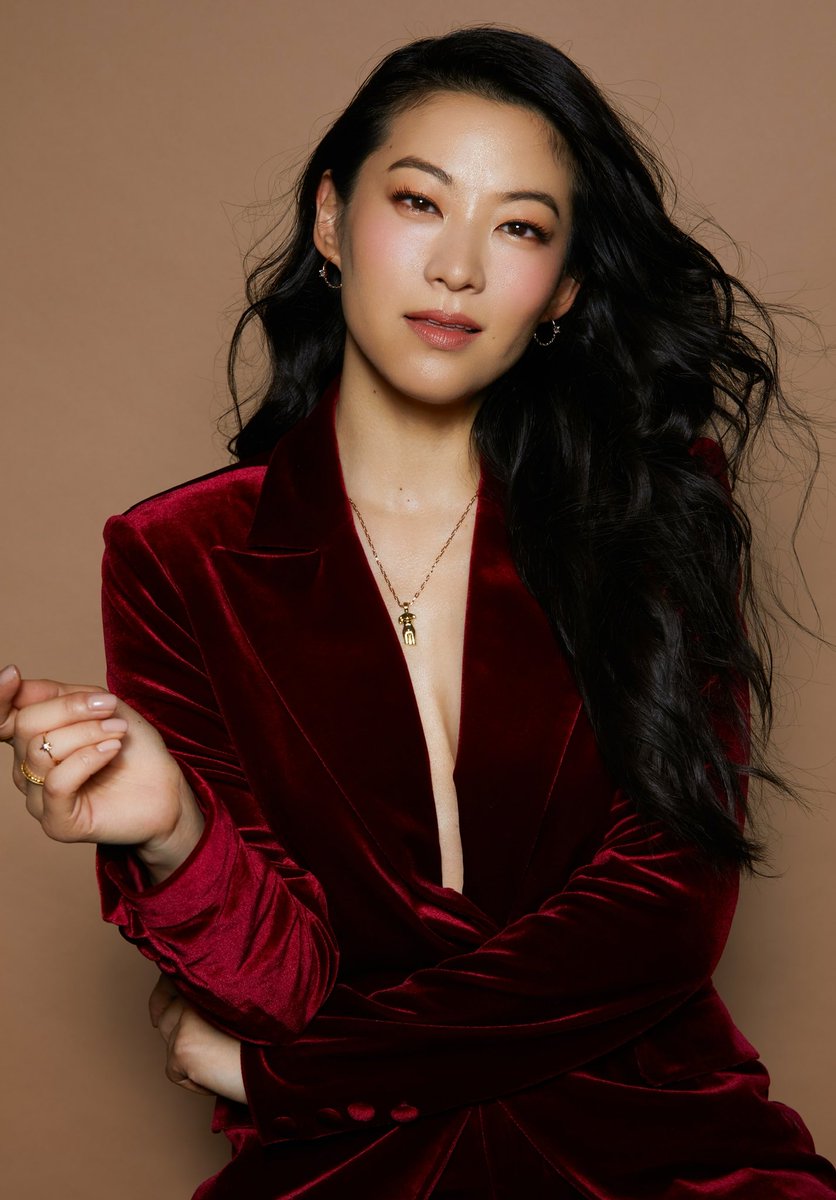 arden_cho's tweet photo. Nice, sassy or boss? 😏 https://t.co/zYyTGxjoD1