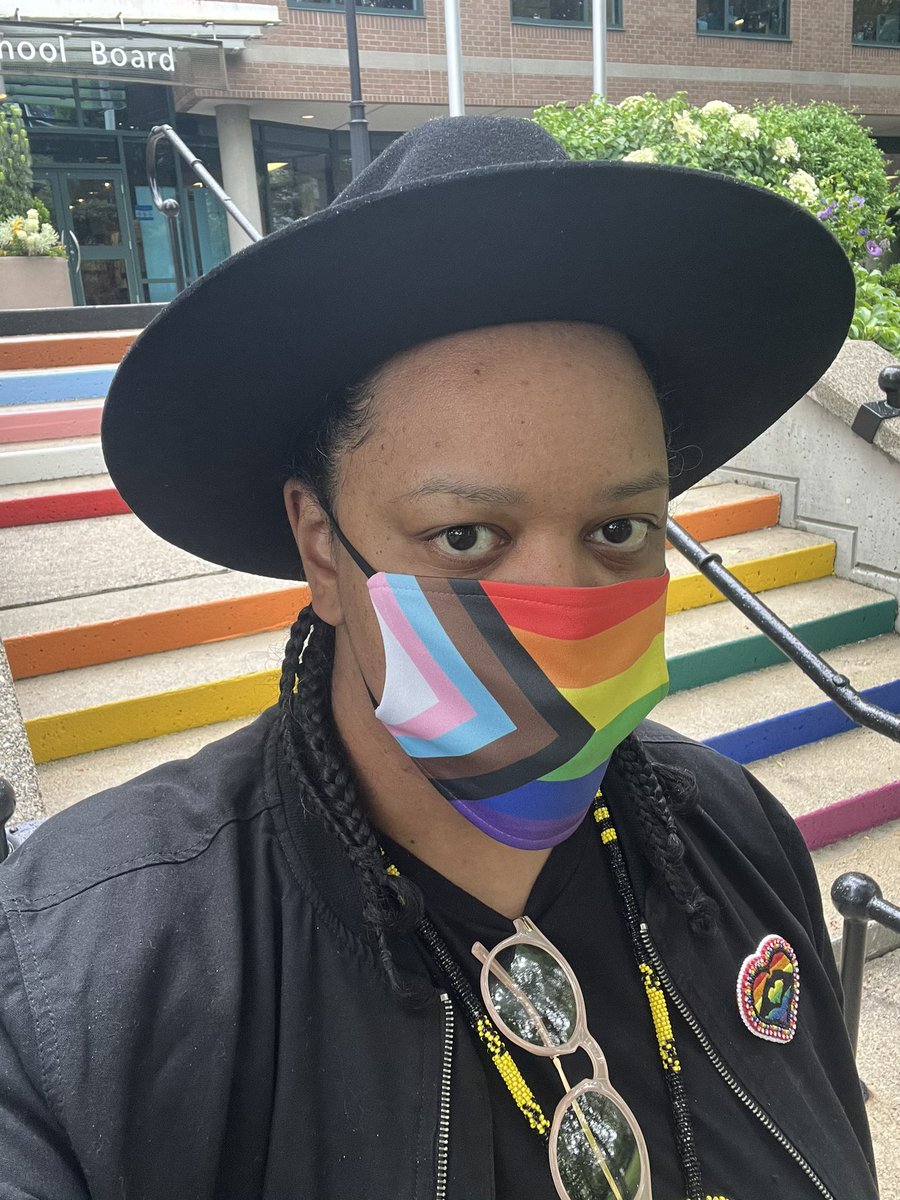 DJ_Oshoa's tweet photo. I had so much fun this morning (even in the rain) at the @VSB39 โs Unveiling of The Progressive Pride Stairs!! Thank you so much for having me โ๐ฟ๐๐ฟ๐ชถ๐ณ๏ธโ๐๐ณ๏ธโโง๏ธ https://t.co/3rZB7DQYZa