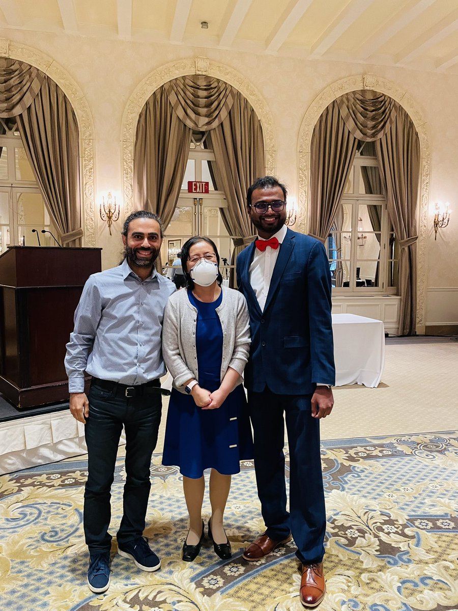 MitulModiMD's tweet photo. #Graduation✔️#HemepathFellowship with awesome @MontefioreNYC @EinsteinMed team! So grateful❤️ & blessed🙏
#AlphaOmegaAlpha (AΩA) Award✔️
#DavidoffHousestaff 👨🎓
#TeachingAward✔️
#OutstandingPresenter Award✔️
Excited for dermpath fellowship @loyolapathology🤗&#Chicago😍#PathTwitter https://t.co/IE4L85fkI6