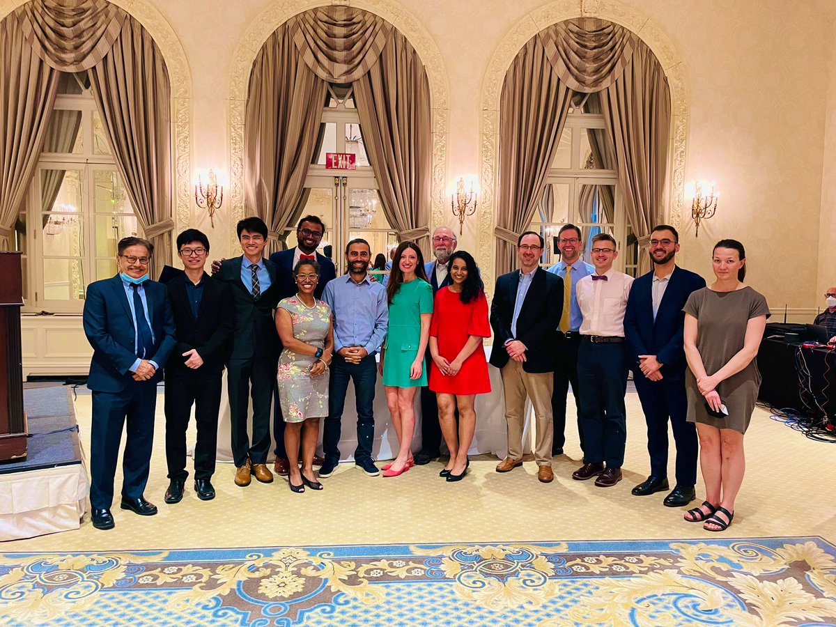 MitulModiMD's tweet photo. #Graduation✔️#HemepathFellowship with awesome @MontefioreNYC @EinsteinMed team! So grateful❤️ & blessed🙏
#AlphaOmegaAlpha (AΩA) Award✔️
#DavidoffHousestaff 👨🎓
#TeachingAward✔️
#OutstandingPresenter Award✔️
Excited for dermpath fellowship @loyolapathology🤗&#Chicago😍#PathTwitter https://t.co/IE4L85fkI6
