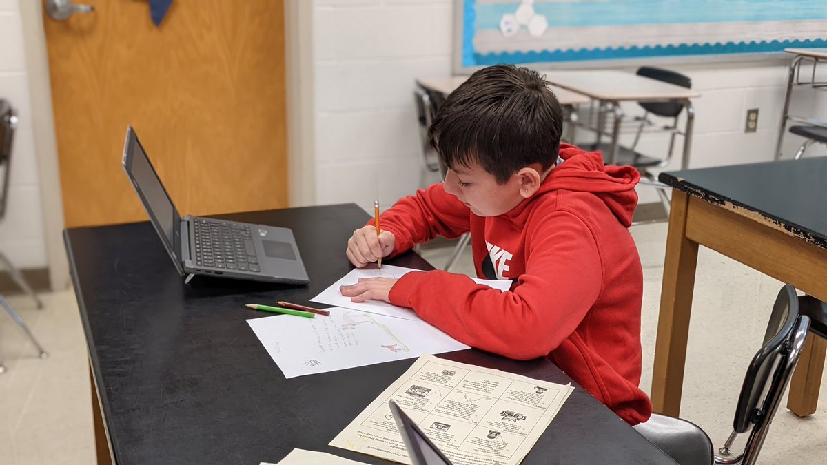 Oak Knoll Middle School tweet media