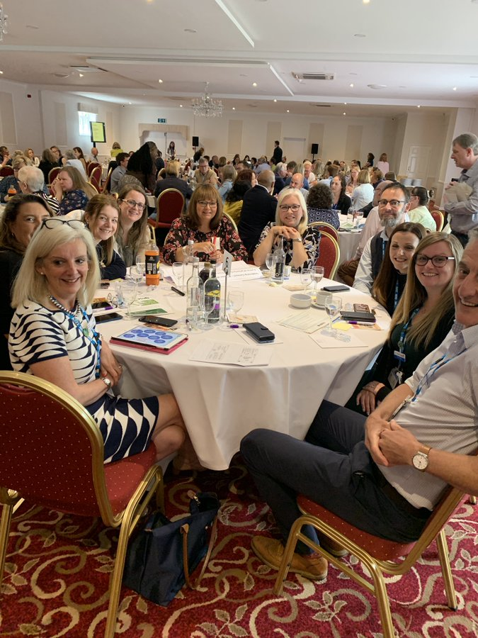 I just had the best day facilitating the Leadership Connect event with 150 leaders &amp; Board of <a href="/HWHCT_NHS/">Herefordshire and Worcestershire Health & Care NHS</a>. The co-design team, operational team &amp; the writing team have been planning it for weeks &amp; the foundations paid off. Brilliant connections, energy &amp; outcomes #HWLeaderConnect
