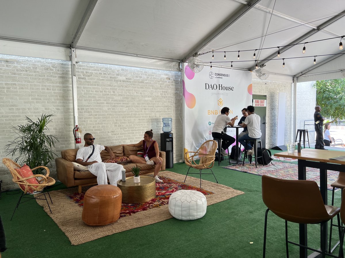 #Consensus2026 → Miami tweet media
