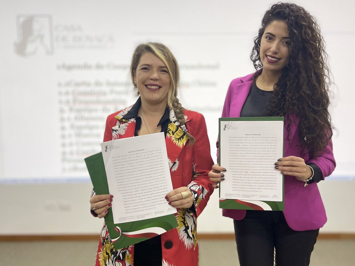 #SeguimosAvanzando con <a href="/AlcaldiaDePaipa/">Alcaldía de Paipa</a> <a href="/fabiomedrano/">Fabio Medrano</a> <a href="/SandovalFuquen/">Sandoval Fuquen</a> en: 
1.Cooperación internacional con China 🇨🇳 y Peru 🇵🇪 
2.Promoción de marcas territoriales <a href="/Soy_Boyaca/">Soy Boyacá</a> <a href="/MarcaPaipa/">Marca Paipa</a> 
3.Turismo de experiencia <a href="/parquetermalp/">ITPParqueTermalPaipa</a> 
<a href="/RamiroBarraganA/">Ramiro Barragán Adame</a> <a href="/AMGomezL/">Ana María Gómez L</a> @BoyacaEsNoticia