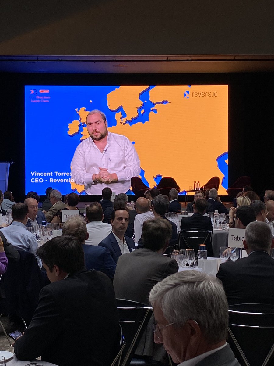 Agora_Managers's tweet photo. Il est désormais temps de découvrir les vidéos pour le Prix de la Meilleure Start-Up : avec @ced_guyot CEO chez @agrikolis, Vincent Torres, CEO chez @revers_io, @JoRicaut, Co-founder chez @ShopopopFR et Charles Levillain de chez @FlexiModal. A vos votes !#GalaSupplyChain https://t.co/DAjnyrMLo5