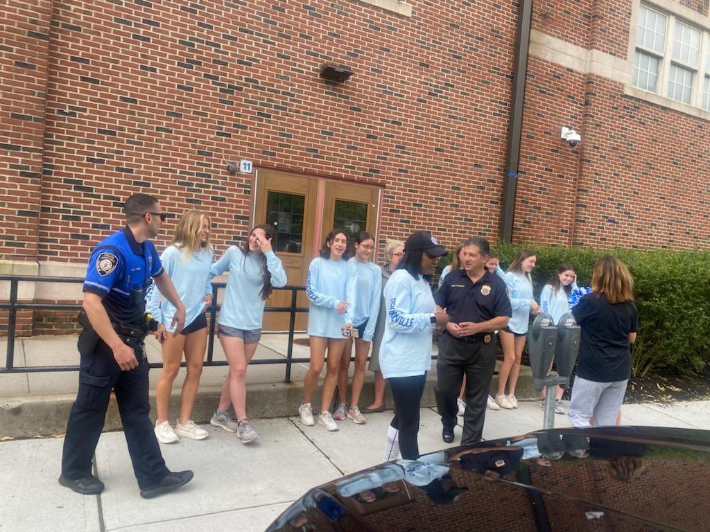 sports_broncos's tweet photo. Sending off the Girls Lacrosse, Girls Track and Field, and Boys Track and Field Athletes to States! Go Broncos! @BXVHS_principal @Bears2005 https://t.co/ZvhytaJx6G