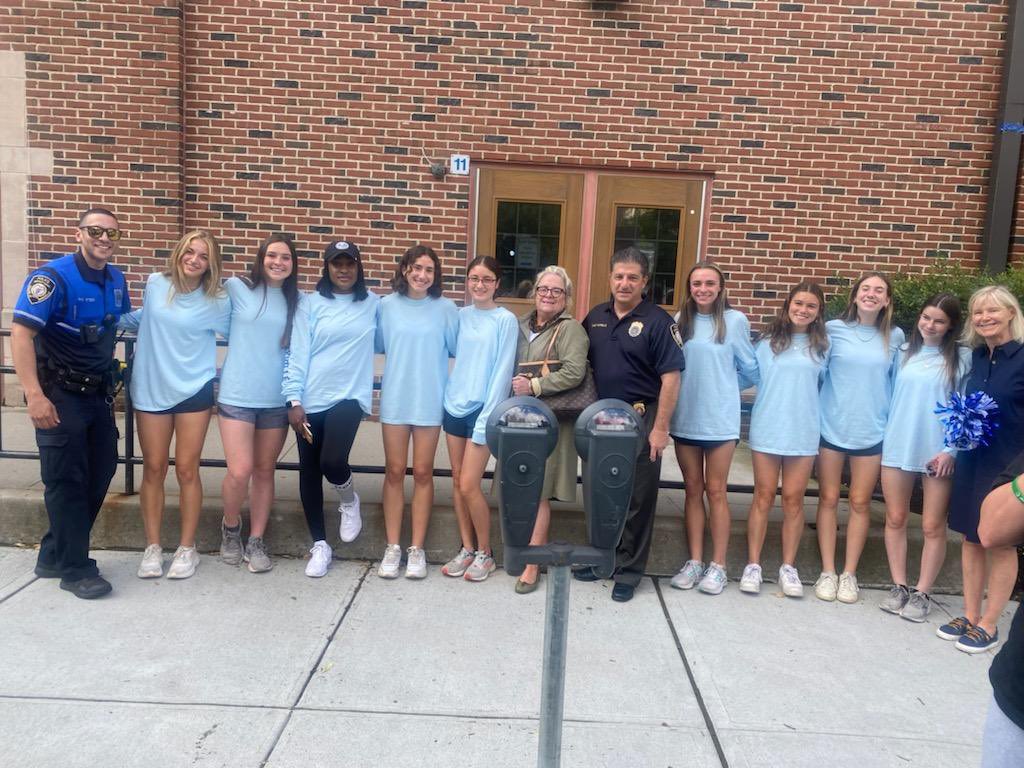 sports_broncos's tweet photo. Sending off the Girls Lacrosse, Girls Track and Field, and Boys Track and Field Athletes to States! Go Broncos! @BXVHS_principal @Bears2005 https://t.co/ZvhytaJx6G