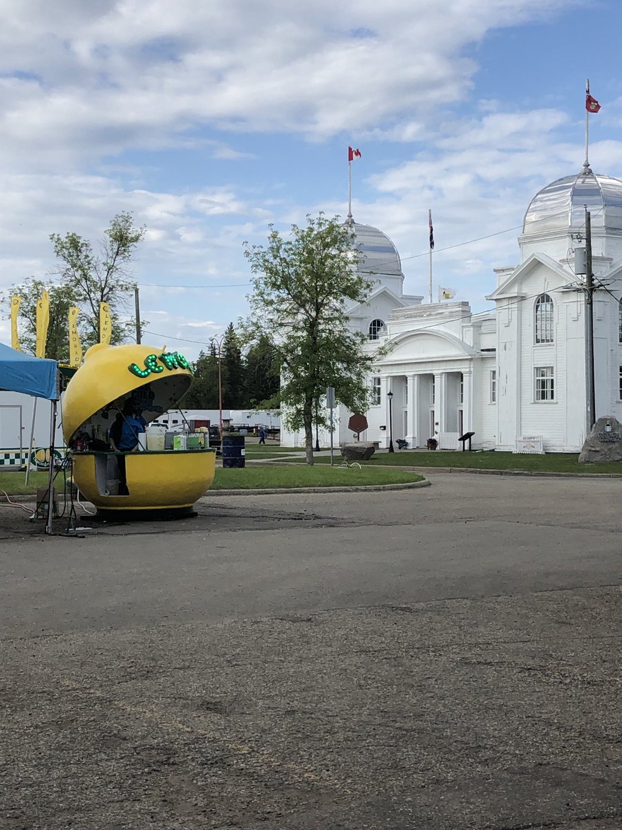 Day two of the Manitoba Summer Fair today! (That’s our office building in the background.) ⁦@ProvincialEx⁩ #summerfair #brandonbringsyouback #eventsareback