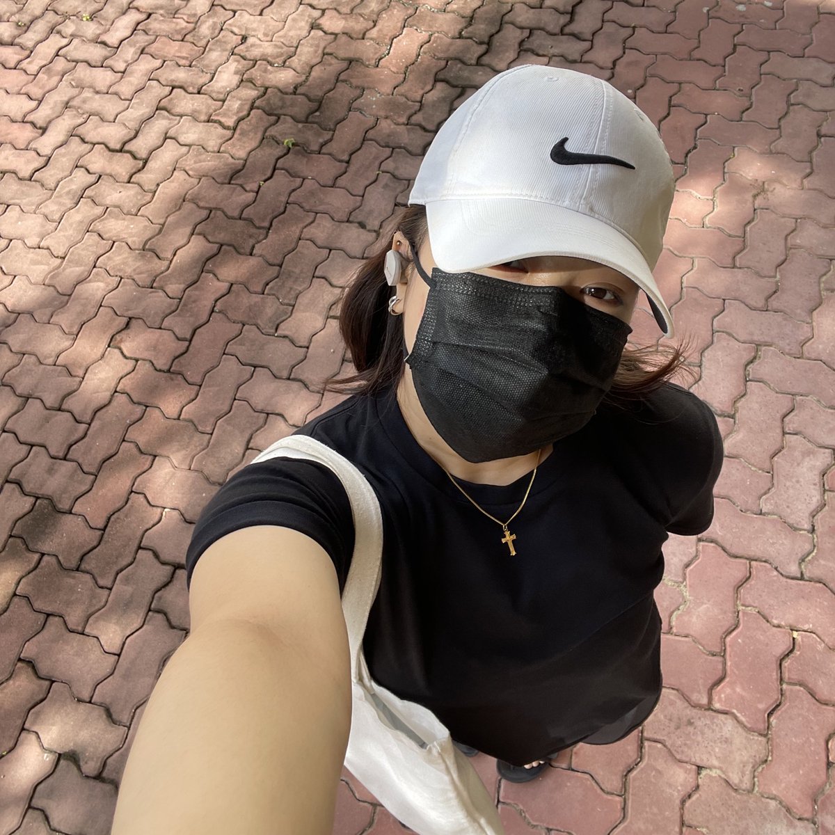 joaxnnic's tweet photo. me dumps https://t.co/7YjgQhh41R