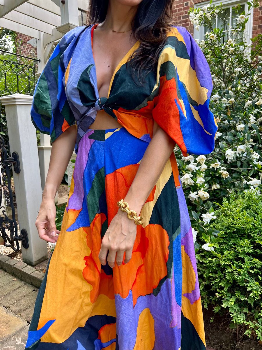 Angie Harmon tweet media