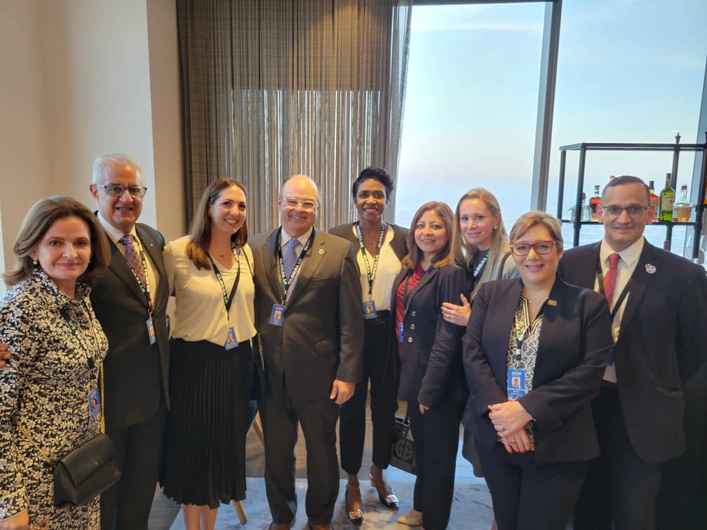 VenAmCham's tweet photo. Asistir por primera vez a la Cumbre nos permitirá crear, mejorar y estrechar lazos con otros actores comerciales de otras naciones y con otras AmChams.
#IVCEOSUMMIT #IXCumbredelasAmericas #IVCumbre https://t.co/v83JUIT6yM