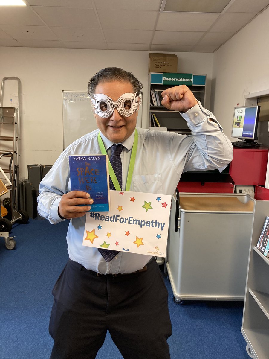 BromLibraries's tweet photo. #ReadForEmpathy #OrpingtonLibrary staff picks! #GroupHug by @jeanreidy &amp; #JoeyChou #TheLongestStrongestThread by @inbal_leitner #TheSpaceWereIn by @katyabalen @EmpathyLabUK @Better_UK @LBofBromley @Orpington1st https://t.co/IOukTGL3iG