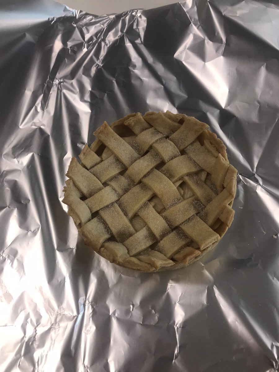 CastlebraeHFT's tweet image. It’s been great to get our seniors back cooking again after their exams #newtimetable #practicalcookery #practicalcake